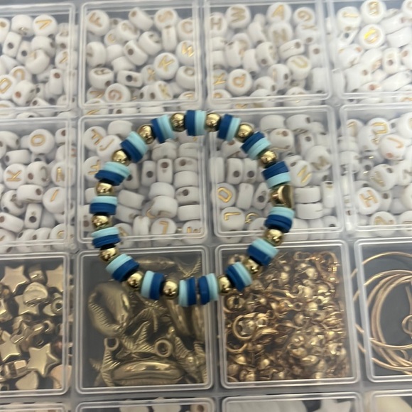 Blue and white preppy bracelet - Picture 1 of 1